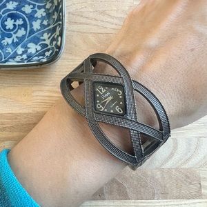 Vivani ladies metallic brown hinged cuff bracelet fashion watch NEW BATTERY